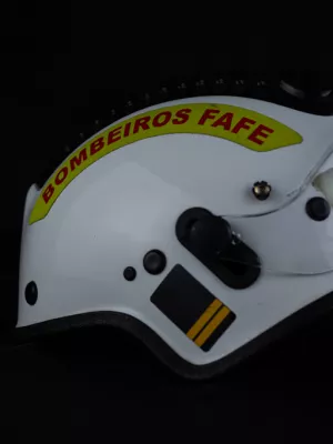  هدية تذكارية من فرق الإطفاء في مدينة فافي البرتغالية