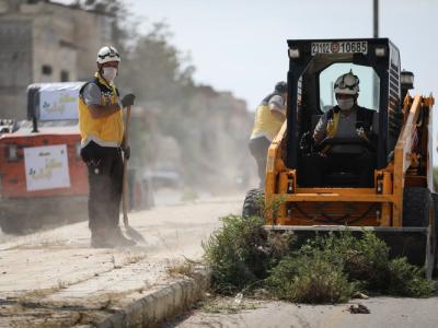 تحت عنوان"سلامٌ لإدلب" ...الدفاع المدني يطلق حملة خدمية في مدينة إدلب