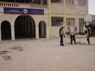 الدفاع المدني السوري يطلق مشروعاً لترميم كلية الاقتصاد والعلوم الإدارية في مدينة الباب