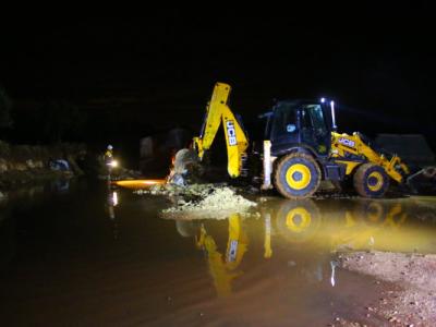 عاصفة مطرية تضرب ريف إدلب … وأضرار كبيرة في مخيمات وقرى سهل الروج